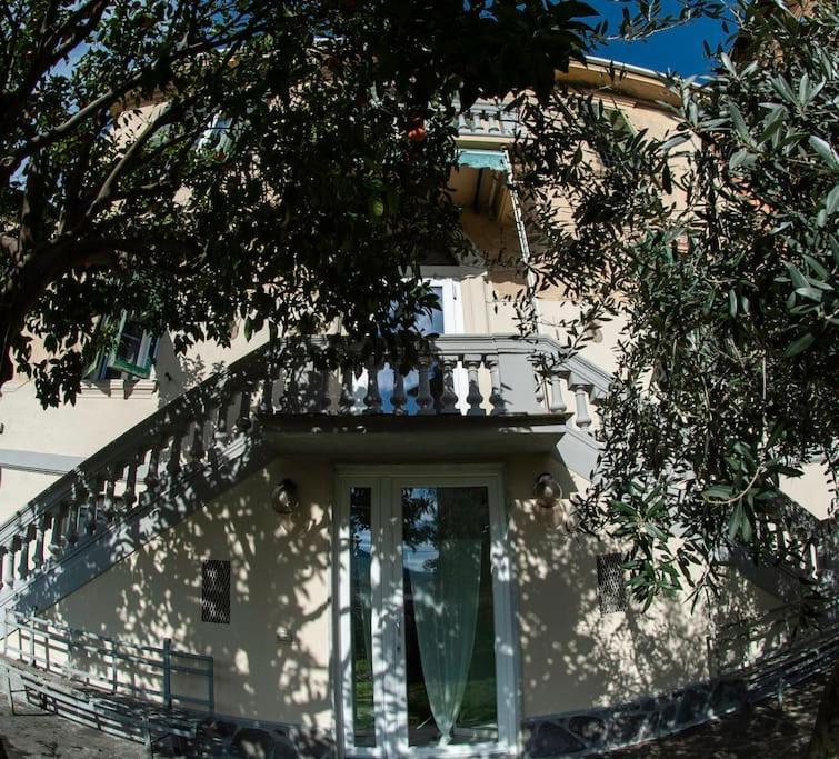 Casa Ale 5 Terre Guest House Con Giardino 斯培西亚 外观 照片